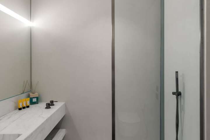 Room 36 of 68