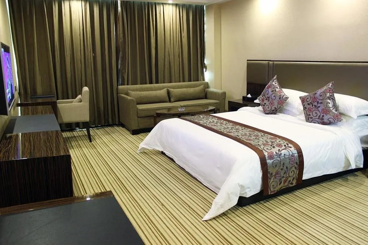 Room 2 of 13