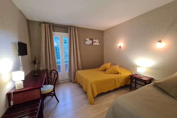 Room 21 of 52
