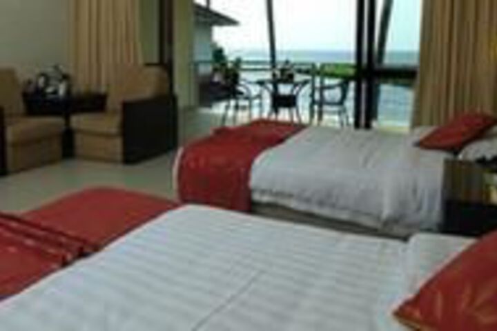 Room 2 of 4