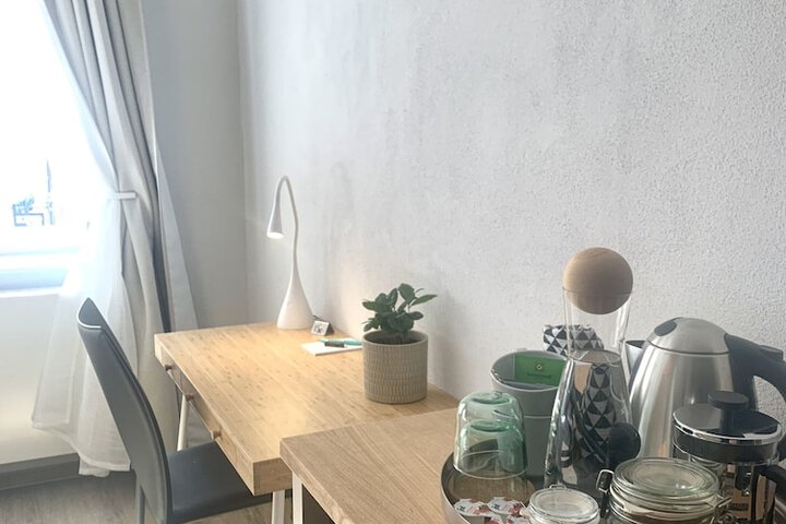 Room 20 of 34