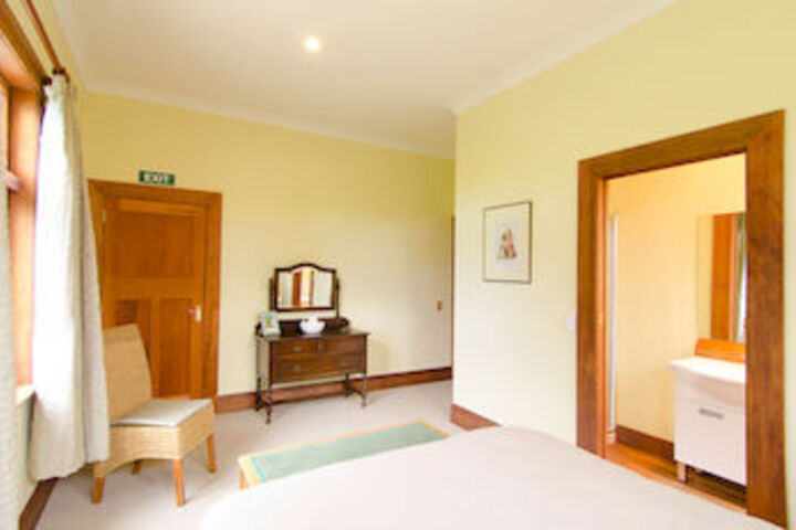 Room 13 of 26