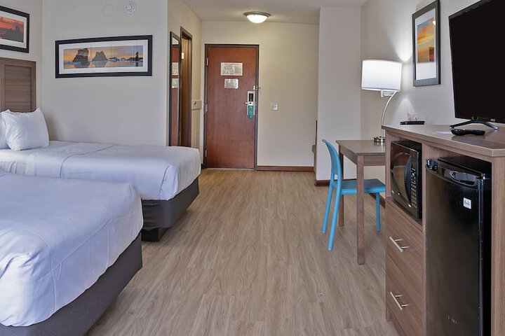Room 7 of 64