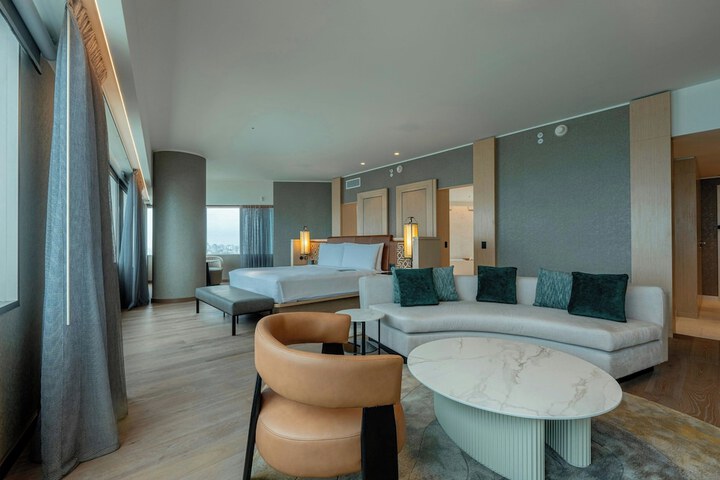 Room 29 of 146