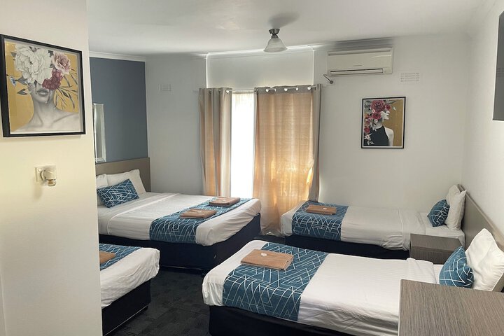 Room 52 of 78