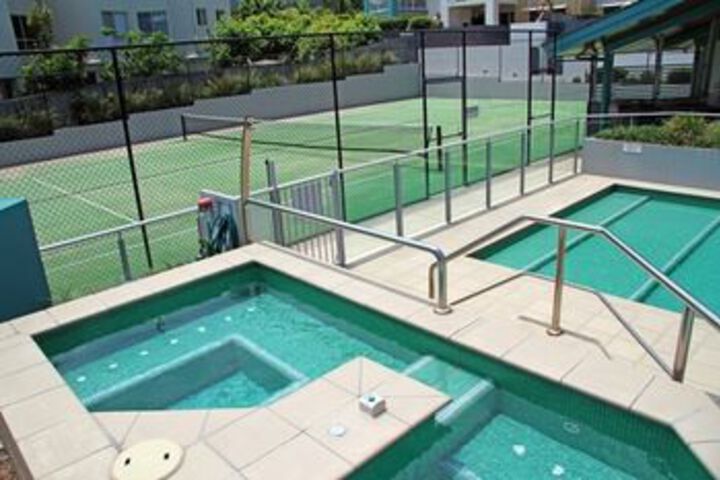 Pool 86 of 107