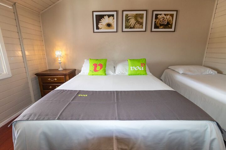 Room 5 of 40