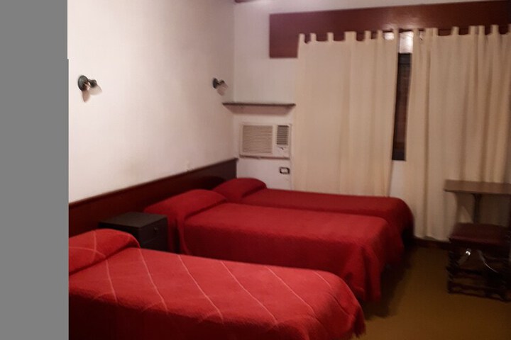 Room 12 of 19