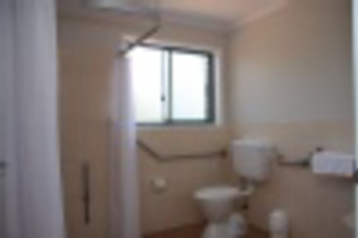 Room 195 of 336
