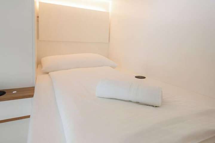 Room 14 of 25