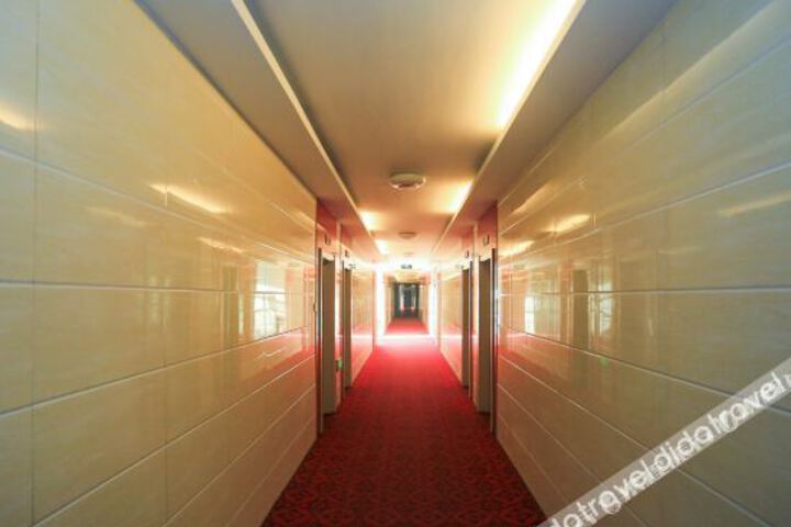 Hotel Interior 26 of 32