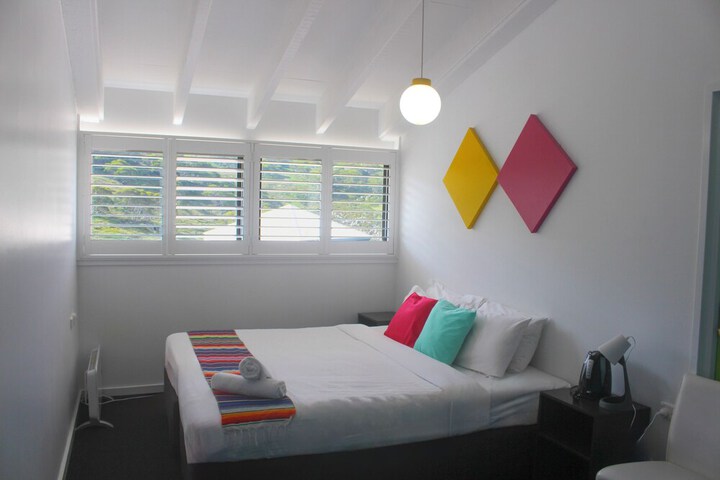 Room 7 of 51