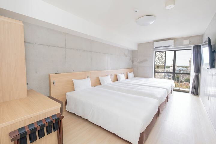 Room 29 of 83