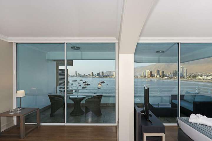 Room 4 of 75