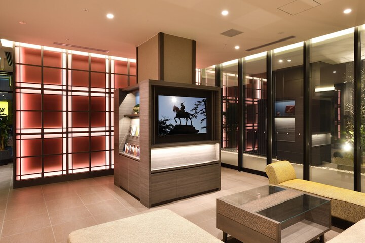 Hotel Interior 10 of 83
