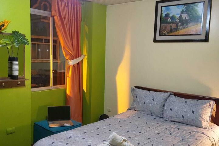 Room 2 of 27