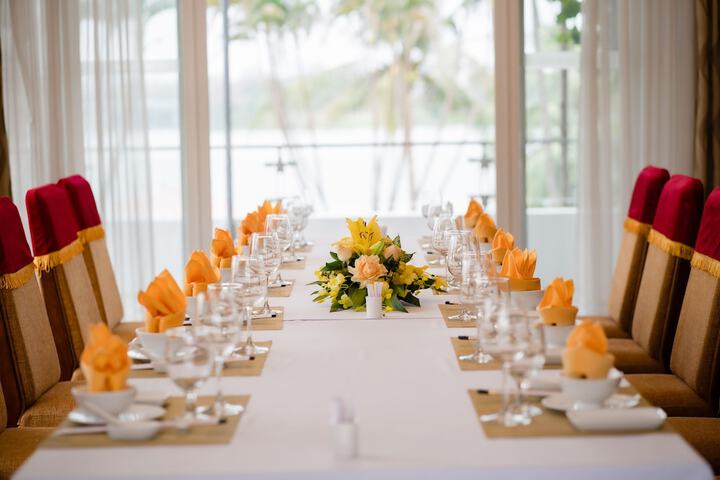 Dining 96 of 194