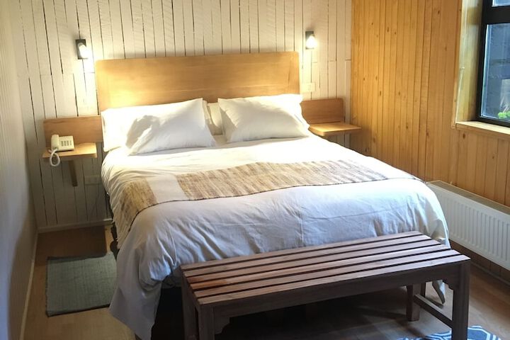 Room 7 of 13
