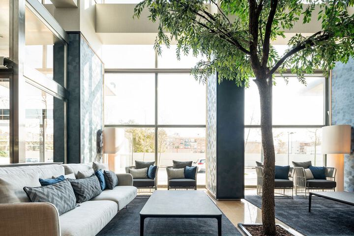 Guest Lobby