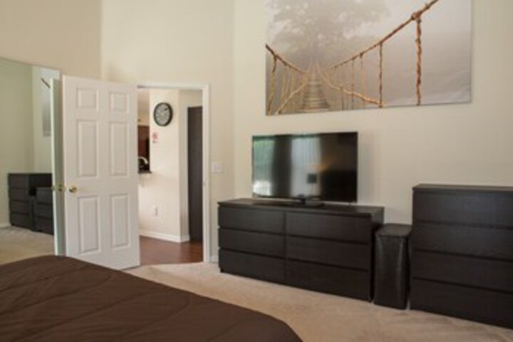 Room 16 of 19