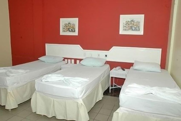 Room 8 of 37