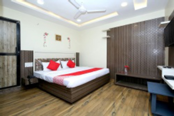 Room 342 of 407
