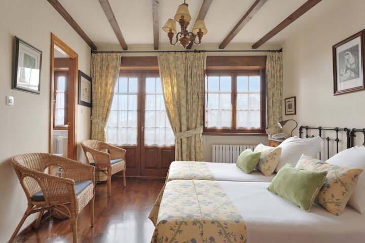 Room 5 of 26
