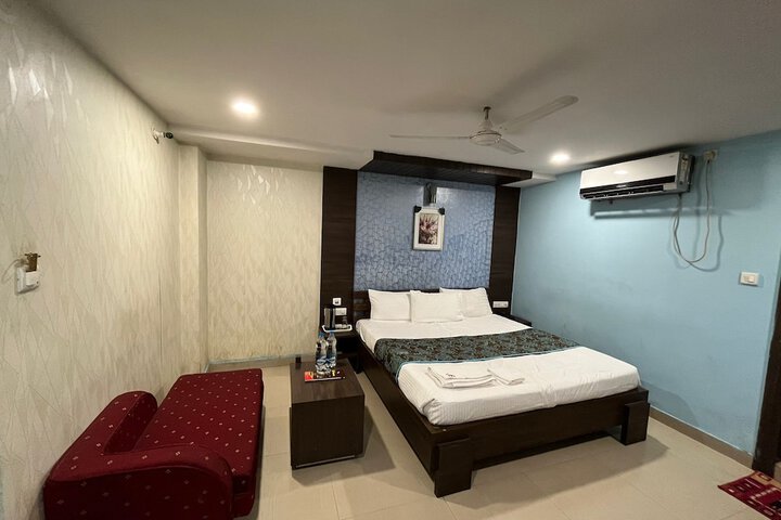 Room 6 of 46