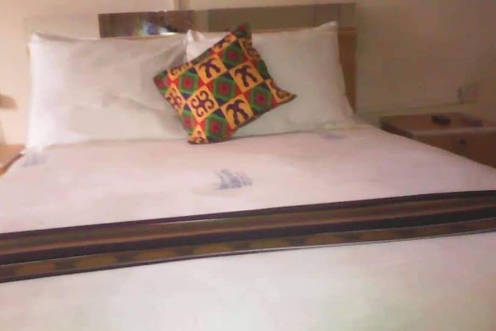 Queens Hotel
