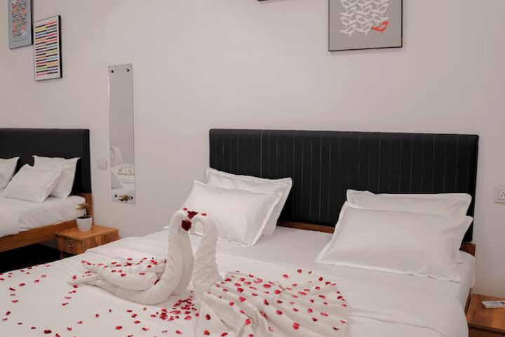 Room 13 of 29