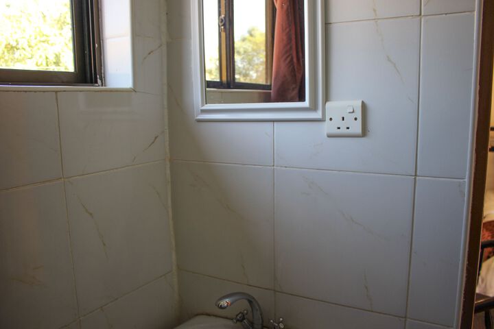 Room 13 of 60