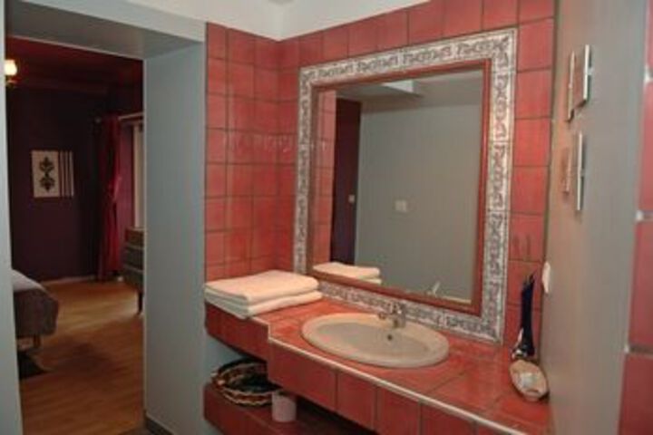 Room 2 of 11