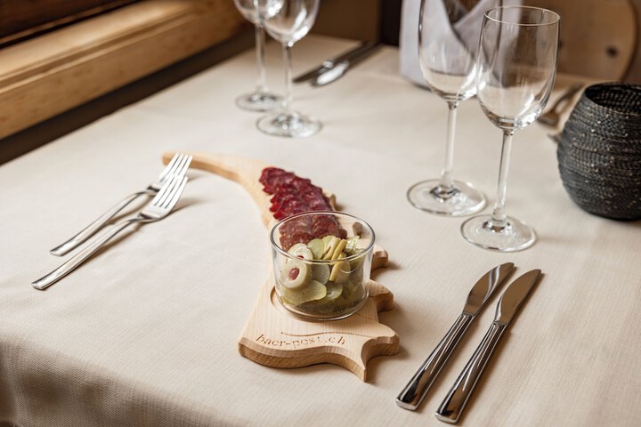 Dining 77 of 91