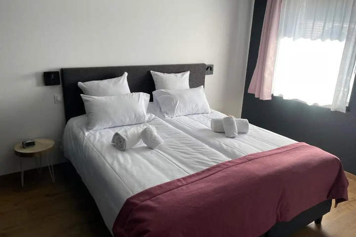 Room 4 of 21