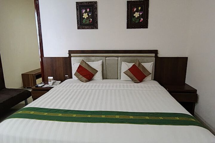 Room 19 of 61