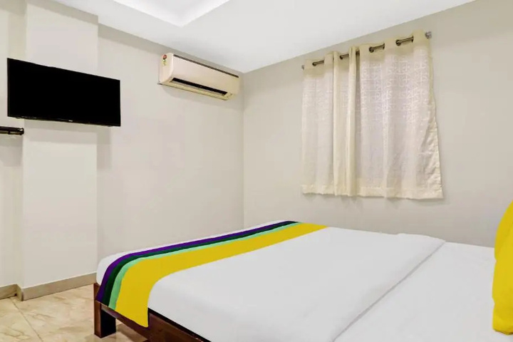 Room 5 of 31