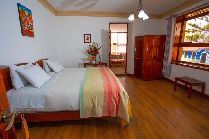 Room 14 of 33