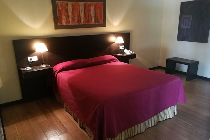 Room 7 of 24