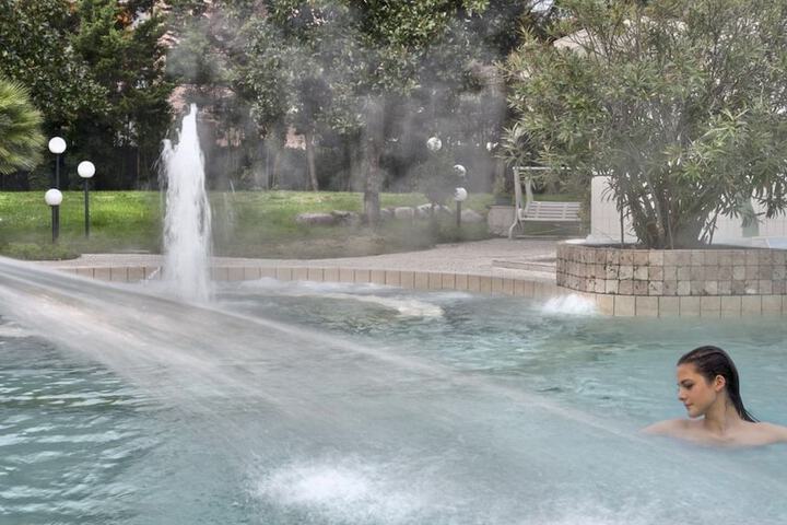 Hotel with Pool