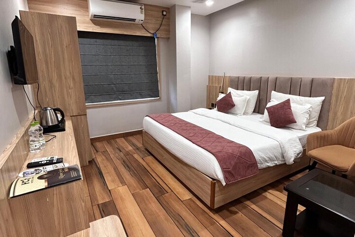 Room 14 of 21