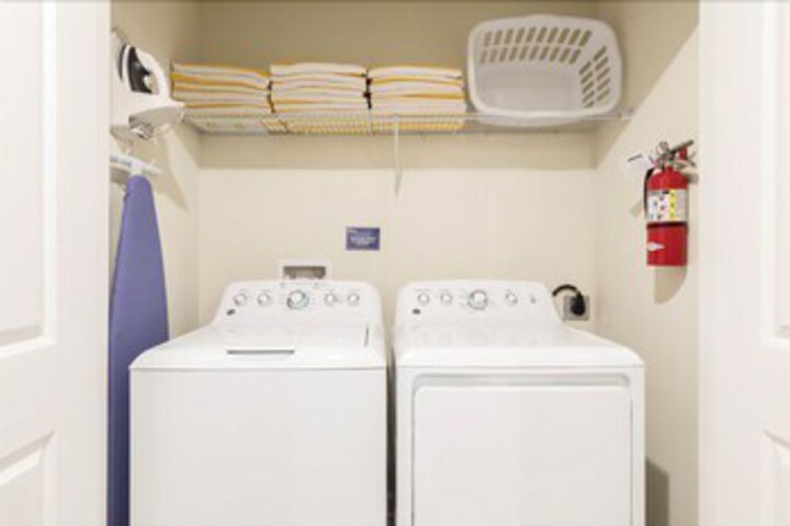 Laundry 18 of 35
