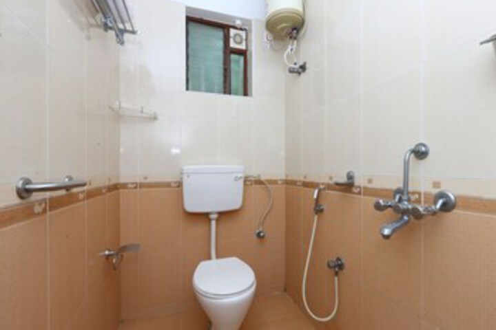 Room 2 of 23