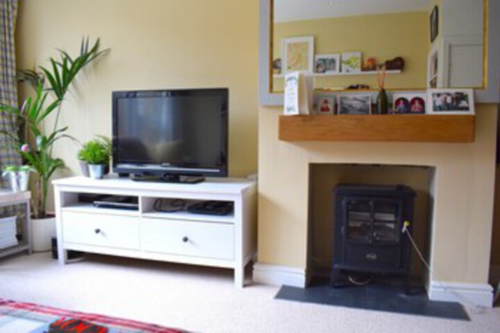 Room 6 of 17
