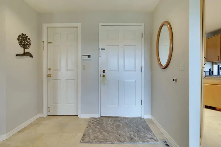 Room 3 of 17