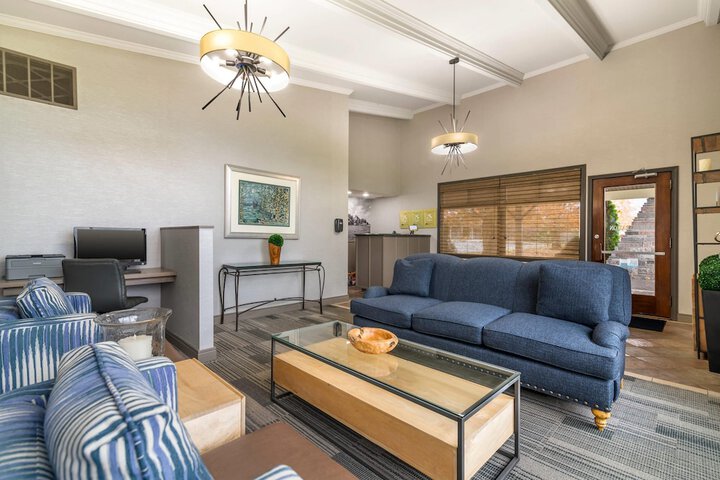 Hotel Interior 4 of 67