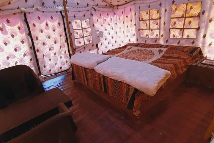 Room 35 of 63