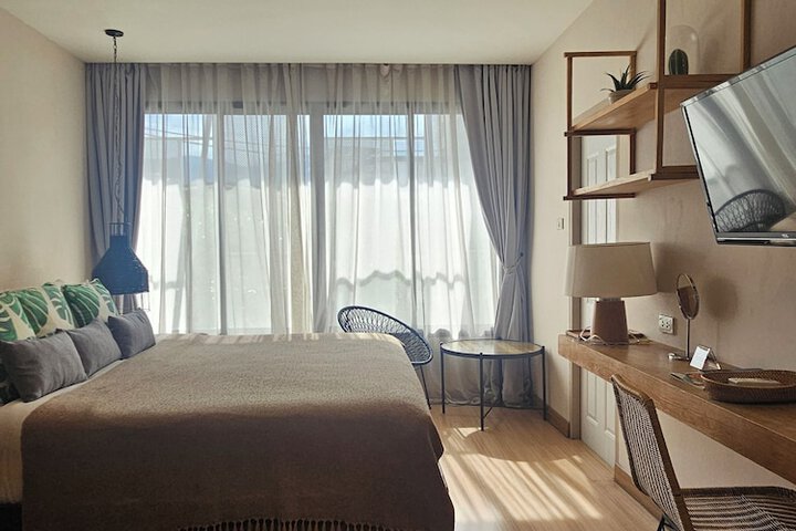 Room 42 of 158