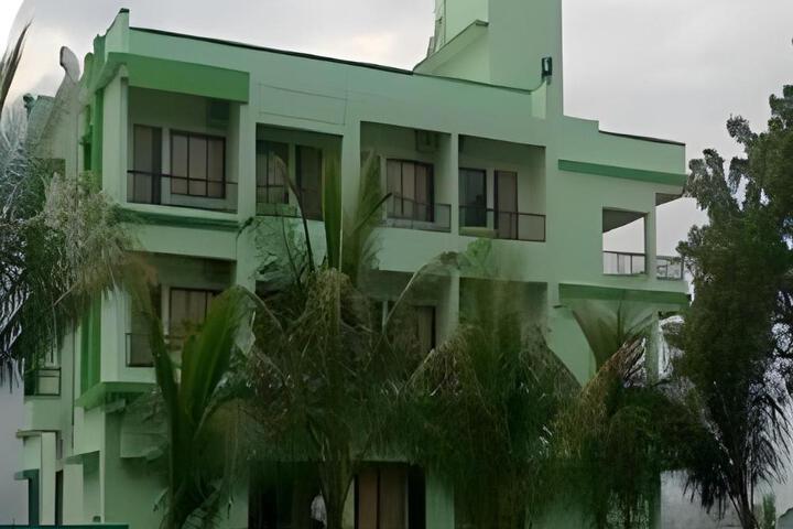 Van Vihar Hotel