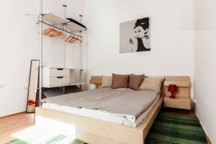 Room 14 of 19
