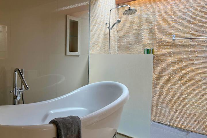 Clean Restrooms